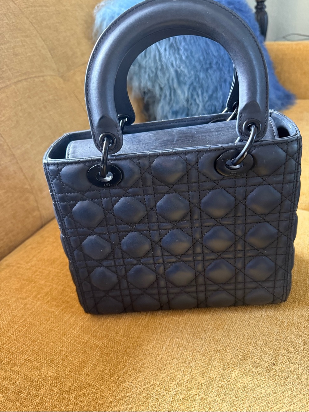 Christian Dior Lady Dior Medium Bag Black Ultramatte Cannage Calfskin pre-owned - Picture 8 of 14